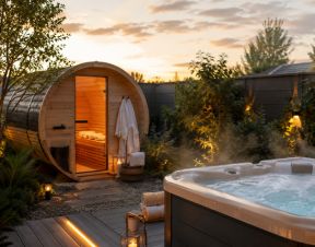 Sauna et spa ext&eacute;rieur : le guide complet du bien-&ecirc;tre au jardin